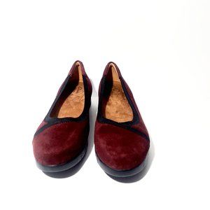 Clarks Daelyn Hill Aubergine Suede Slip On Comfort Wedge(NEW)